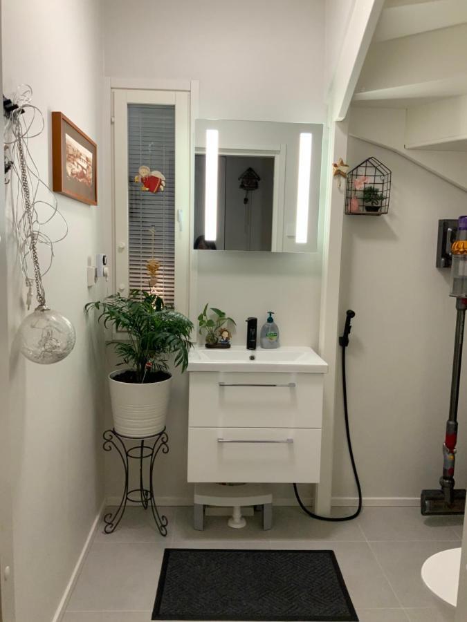 Private Room In The Shared Detached House. Vantaa Dış mekan fotoğraf